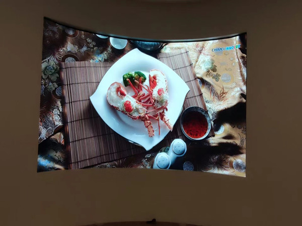 罗定室内P2.5弧形LED屏